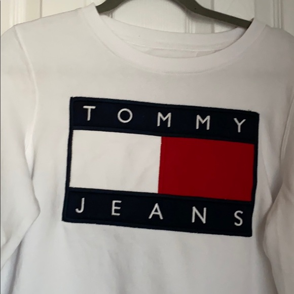 TH Tommy Hilfiger embroidered flag white sweatshir - Picture 2 of 8
